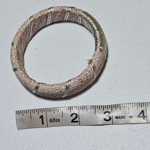 Vintage Pink Gold Fabric Wrapped Bangle Bracelet Retro 1960s Fashion Jewelry - Picture 5 of 5